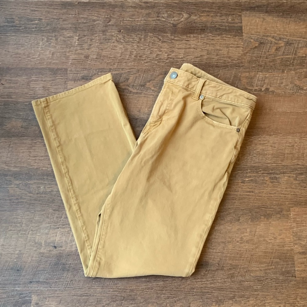 American Eagle Flex Khakis size 32 🌞